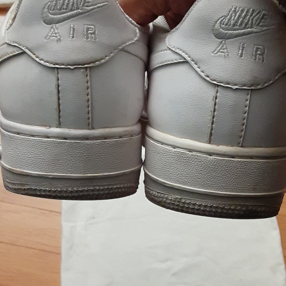 Sneaker - Picture 5 of 9